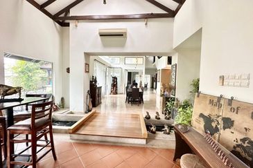 3.5 Storey Bungalow Changkat Kiara Surya @ Dutamas Kuala Lumpur