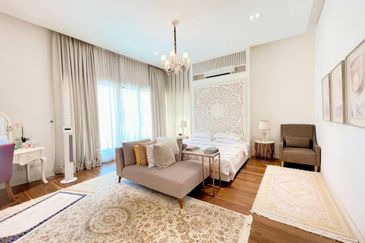 Cornerlot Renovated Modern Interior Design Double Storey Semi Detached Lukisan Alam Impian