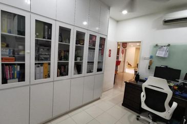 Conner Lot 2 Storey Terraced (Levena) @ Bandar Bukit Raja Klang