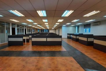 Freehold 3 Storey Semi Detached Factory Warehouse Temasya 18, Glenmarie, Shah Alam