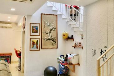 Corner Lot Renovated 2-Storey Linkhouse Facing Open @ Jalan Zapin, Bandar Bukit Raja, Klang