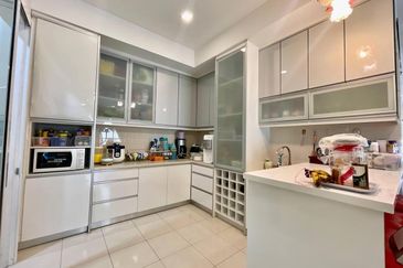 Corner Lot Renovated 2-Storey Linkhouse Facing Open @ Jalan Zapin, Bandar Bukit Raja, Klang