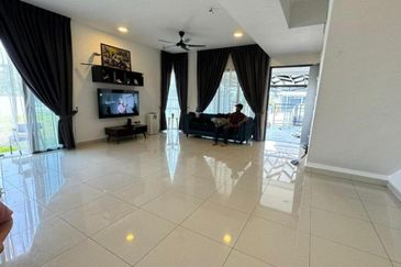 Corner Lot 2-Storey Link House, Jalan Ulek Mayang, Bandar Bukit Raja, Klang, Selangor