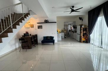 Corner Lot 2-Storey Link House, Jalan Ulek Mayang, Bandar Bukit Raja, Klang, Selangor