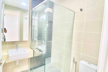 Renovated 2.5-Storey Hyperlink House, Duta Villa @ Presint 14, Putrajaya