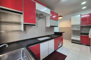 Renovated 22x75 Two Storey Terrace (Avani) @ Jalan Rodat Bandar Bukit Raja Klang