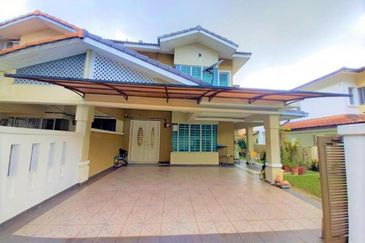 End Lot Double Storey Terrace Kelana Idaman, Petaling Jaya (Near LRT Ara Damansara)