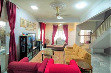 End Lot Double Storey Terrace Kelana Idaman, Petaling Jaya (Near LRT Ara Damansara)