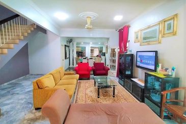 End Lot Double Storey Terrace Kelana Idaman, Petaling Jaya (Near LRT Ara Damansara)