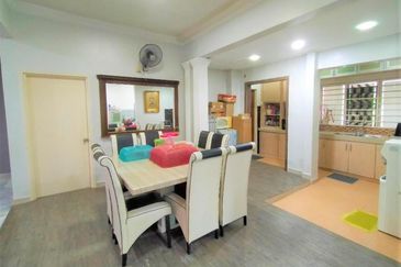 End Lot Double Storey Terrace Kelana Idaman, Petaling Jaya (Near LRT Ara Damansara)