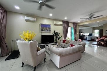 Renovated Double Storey Corner Lot @ Bandar Bukit Raja Klang