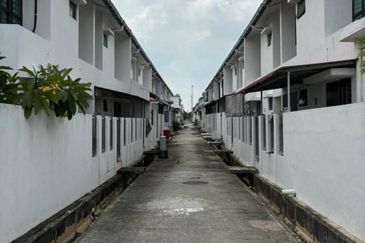 Renovated Double Storey Corner Lot @ Bandar Bukit Raja Klang