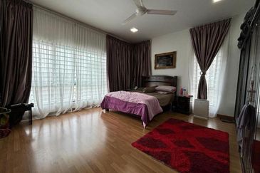 Renovated Double Storey Corner Lot @ Bandar Bukit Raja Klang