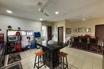 Renovated Double Storey Corner Lot @ Bandar Bukit Raja Klang