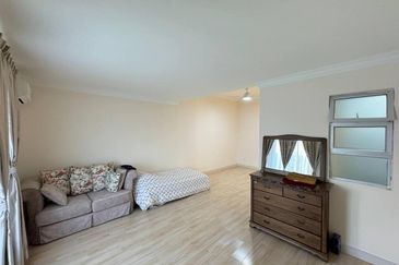 Double Storey Semi-D @ Nusa Suria Bandar Puncak Alam Selangor  