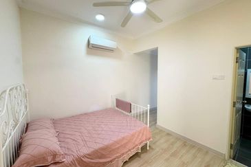 Double Storey Semi-D @ Nusa Suria Bandar Puncak Alam Selangor  