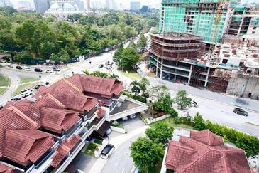 Duta Tropika 3-Storey Bungalow @ Solaris Dutamas, Kuala Lumpur