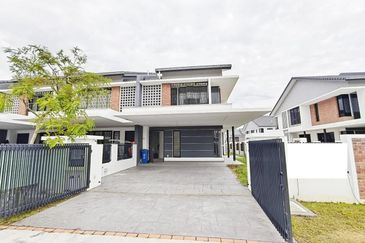 Elmina Green Three @ City of Elmina