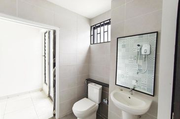 Elmina Green Three @ City of Elmina