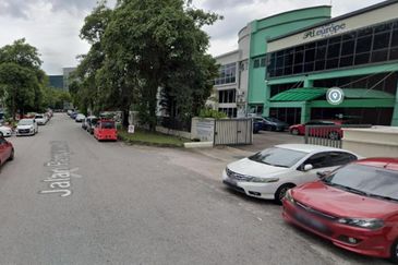 Factory Warehouse Showroom @ Glenmarie, Shah Alam