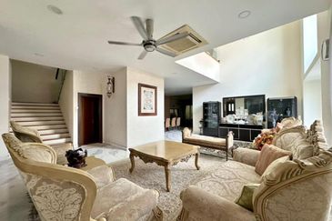 Freehold 2 Storey Bungalow with Huge Parking @ Ara Damansara, Petaling Jaya