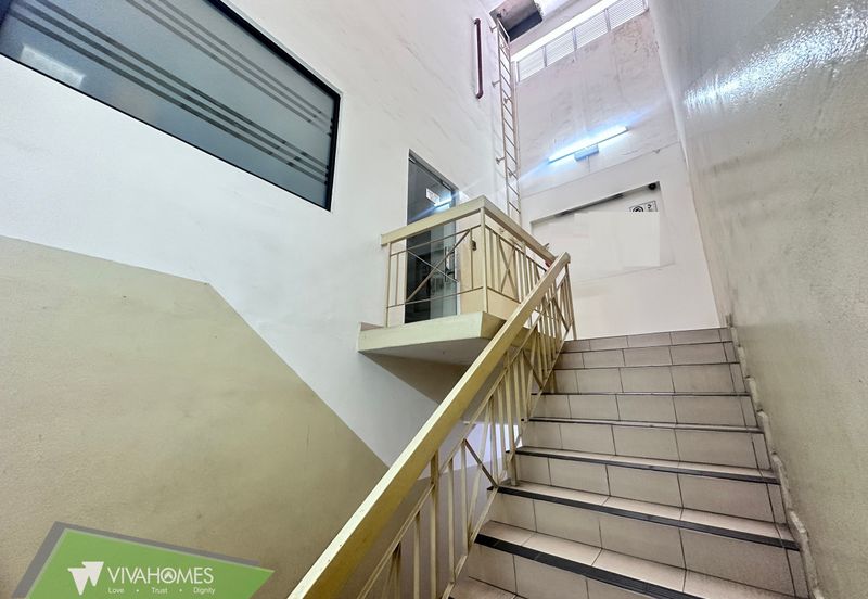 Renovated 3 Storey Link Factory for Sale 