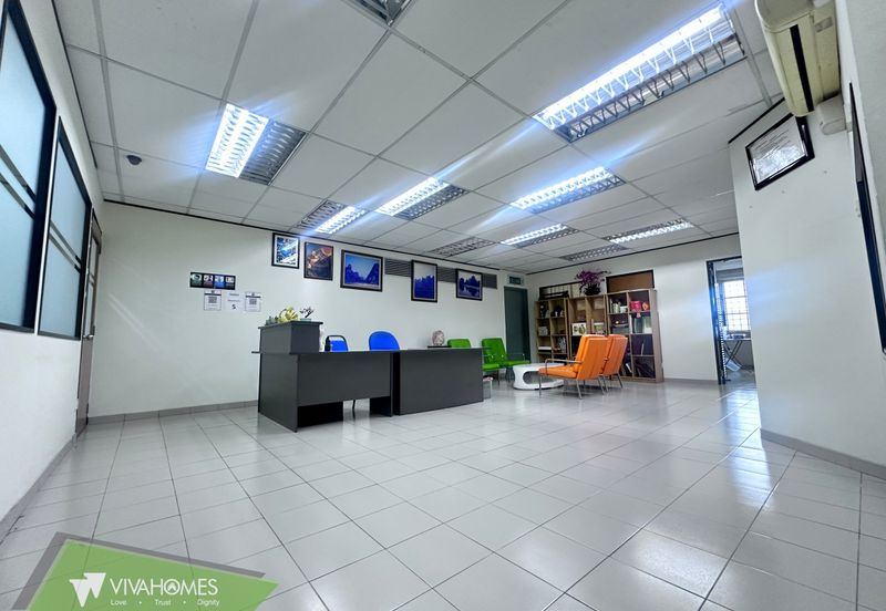 Renovated 3 Storey Link Factory for Sale 