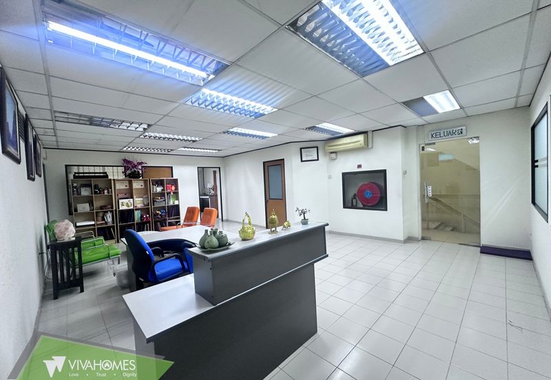 Renovated 3 Storey Link Factory for Sale 