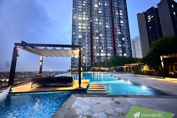 Adria Residence @ Gravit8