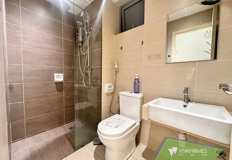 Gravit8 @ Klang South