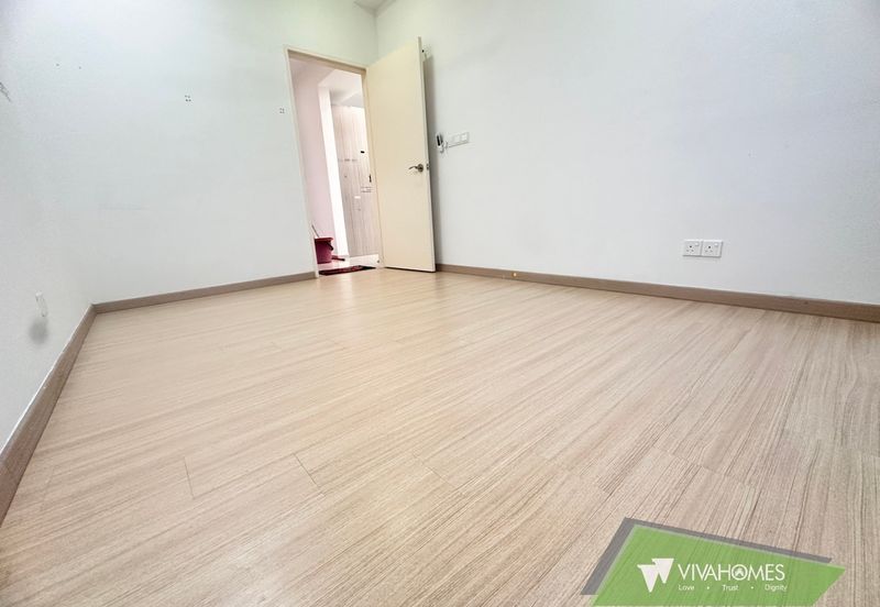 Gravit8 @ Klang South