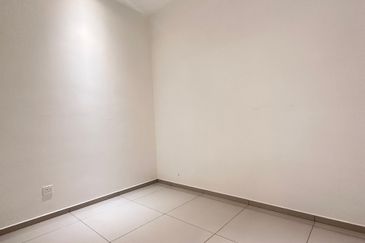 Gravit8 @ Klang South