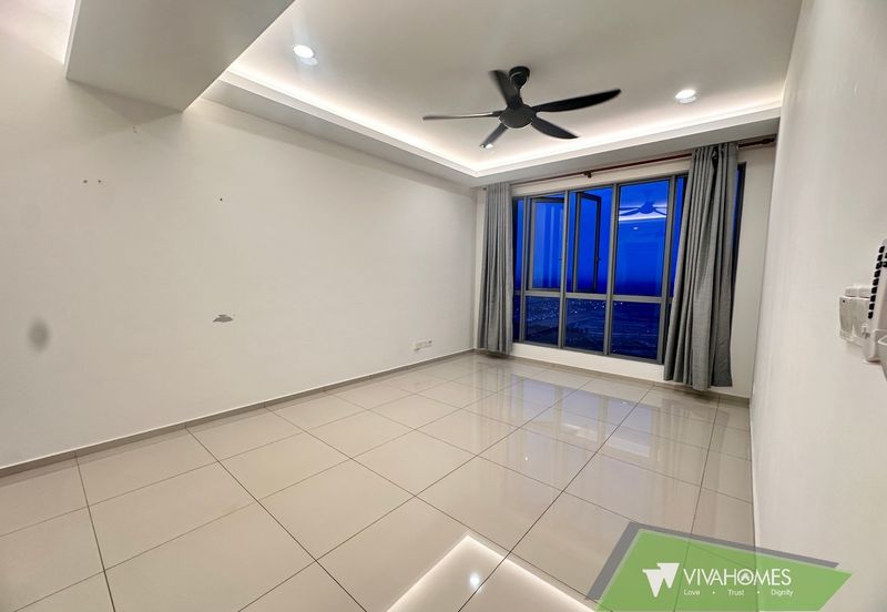 Gravit8 @ Klang South