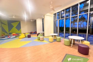 Gravit8 @ Klang South