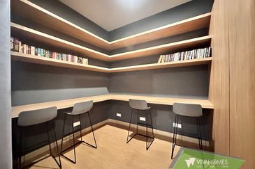 Gravit8 @ Klang South