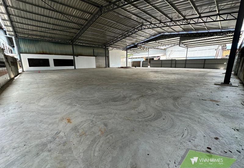 Kampung Padang Jawa Warehouse for Rent