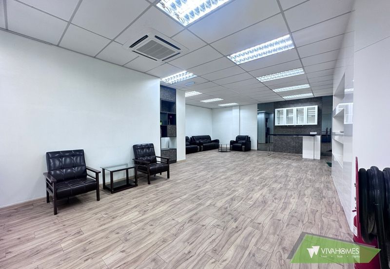 Semi Detached Factory 2nd Floor Fully Furnished Office For Rent