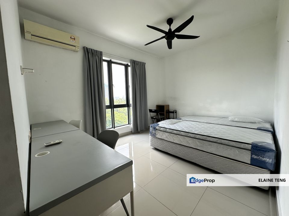 Master Room for Female Unit, Selangor, Subang Jaya