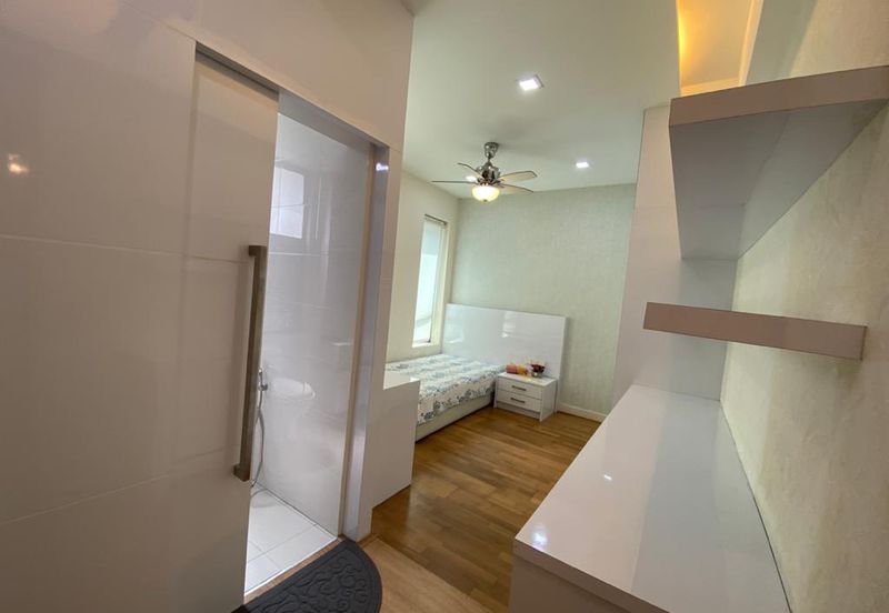 Ara Hill Condominium