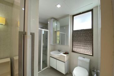 Ara Hill Condominium