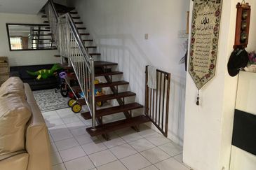 Damansara Damai 2 storey terrace house