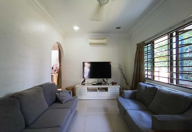 Paramount Garden (Taman Paramount)