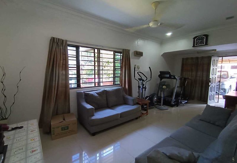 Paramount Garden (Taman Paramount)