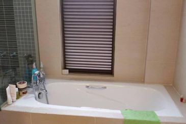 Ara Hill Condominium