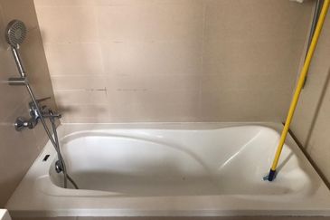 Royal Regent Sri Putramas III