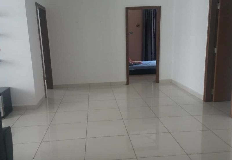 Royal Regent Sri Putramas III