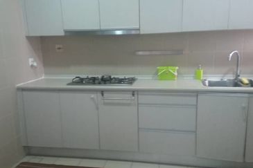 Royal Regent Sri Putramas III