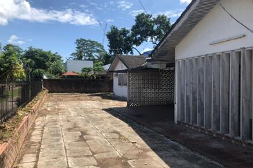 KL City Commercial Bungalow