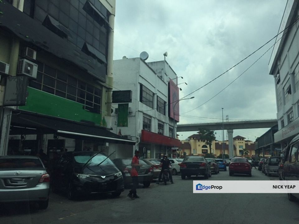 Puchong Jaya Corner Shop, Selangor, Puchong