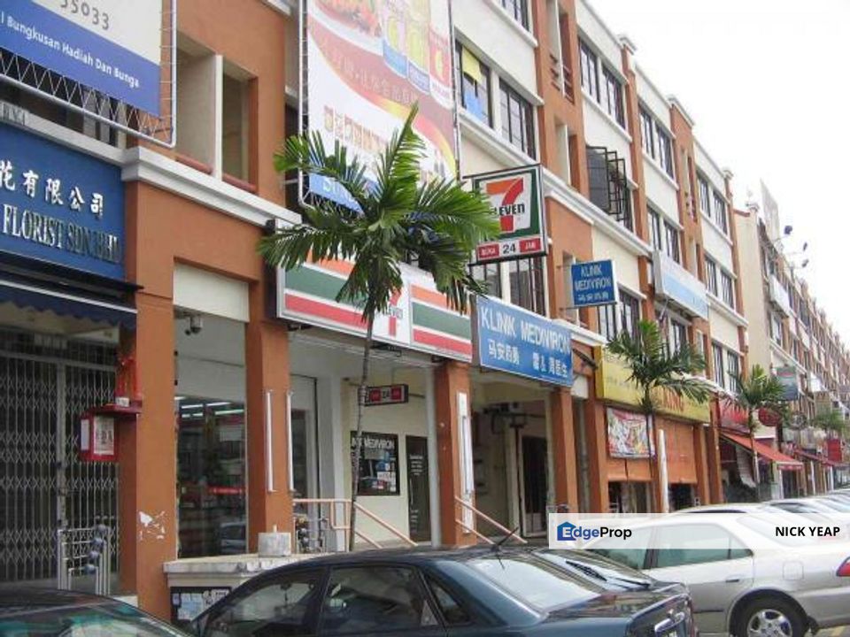 Puchong Jaya Corner Shop, Selangor, Puchong